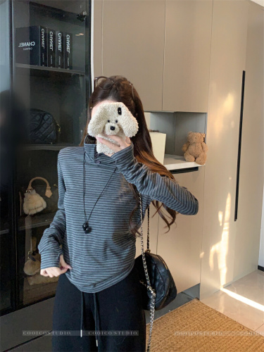 Photographed Autumn/Winter New Fleece Lined Velvety Crew Neck Striped T-Shirt Top for Women