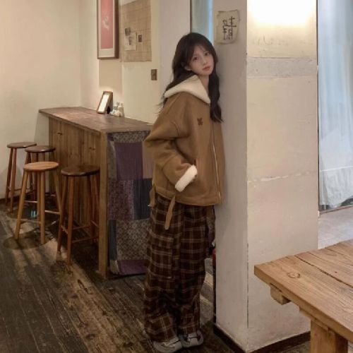 Autumn/Winter Plush Suede Faux Fur Integrated Oversized Thick Women's Winter Coat for Petite Women, Heavy Warm Cotton Jacket