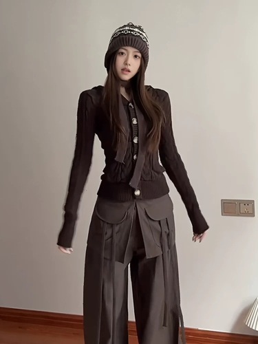 Retro Buttonhole Ribbed Brown Cardigan Jacket Short Slimming Women's Knit V-Neck Top for Autumn/Winter