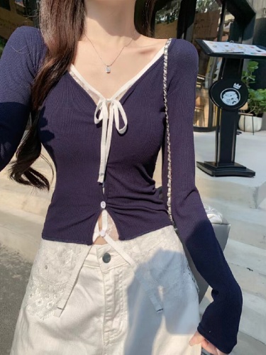 Ladies' stylish lace-trimmed strapless V-neck two-piece contrasting color t-shirt slim-fit long-sleeve top