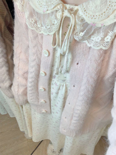 Ladies' soft and cozy knitted sweater, gentle and petite style, new autumn edition, soft and fluffy Korean fashion wear, sweater coat, autumn and winter top