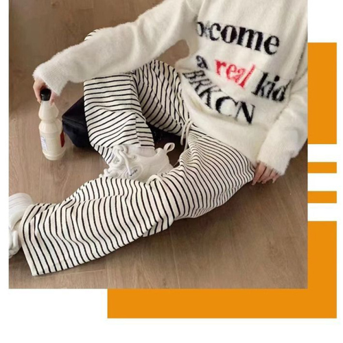 Pocketed Black and White Striped Towel Pants for Women - Autumn/Winter Fleece - Korean Style Loose and Flowy Casual Pants