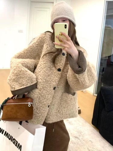 2025 Winter Round Neck Lamb Wool Coat for Women Short Length Thickened Lamb Wool Faux Fur Outerwear Loose Fur-Trimmed Top