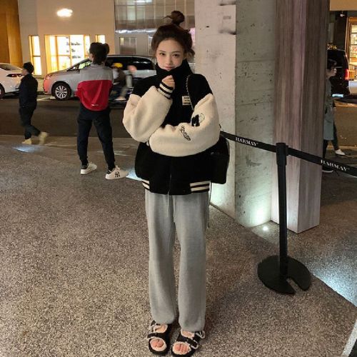 Winter New Lambswool Coat for Women, Patchwork Contrasting Colors, Petite-Fit, Loose-Fit, Fleece-Lined and Thickened Baseball Jacket, Cotton Padded Coat for Students