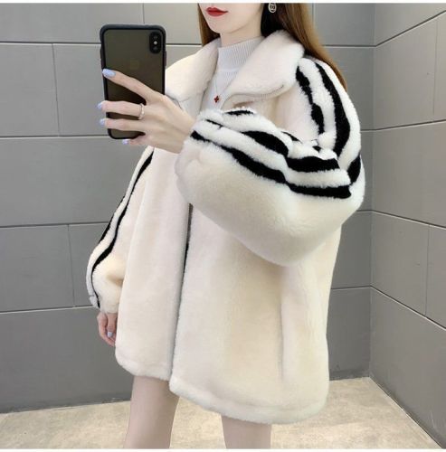 Women's Loose Fleece Lined Collar Fashion Matchable Rabbit Hair Warm Outerwear Top - New Autumn/Winter 2025 Korean Version
