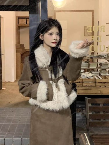 Autumn/Winter New Women's Han Drama Chanel Style Maillard Outfit Salt System Light Mature Winter Dress with Fleece Two-Piece Set