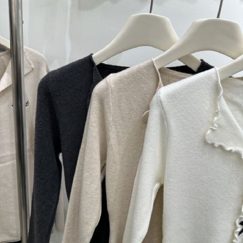 2025 Fall/Winter New Arrival French-style Ruffled Bow Elegant and Chic Soft & Tender Bottoming Knitted Sweater for Women—Innerwear Top