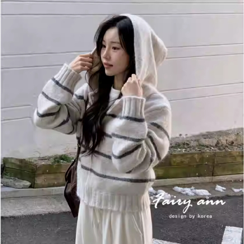 Korean autumn casual slim hooded sweater jacket for women new French lazy style loose striped knitted cardigan