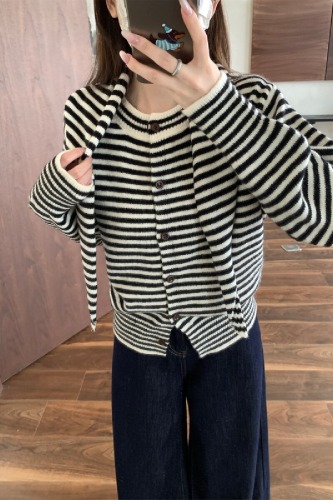 Photographed Autumn/Winter Korean Style Color Block Striped Shawl Cardigan Loose and Thick Round Neck Knit Sweater Women's Outerwear