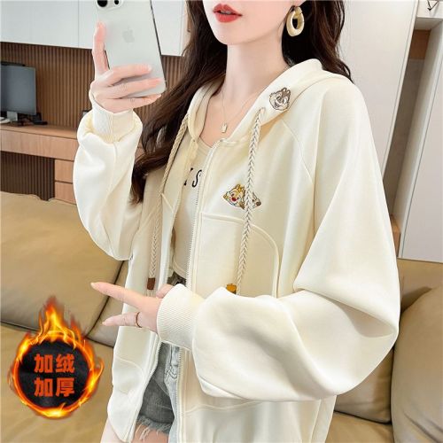 Photographed 2025 Winter Han Style Loose Cotton Blend Plush Fleece Embroidered Hooded Sweatshirt for Women