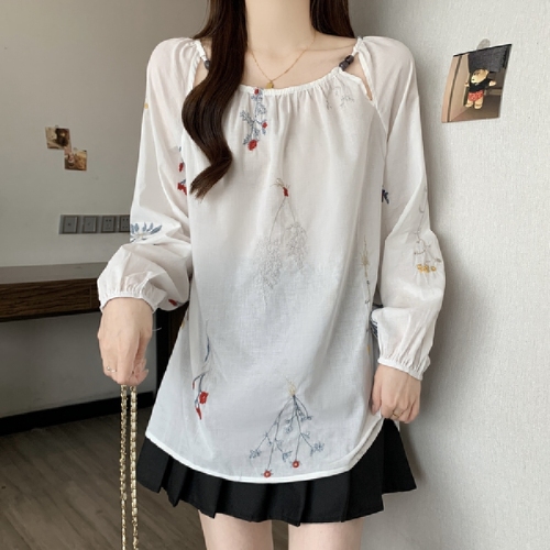 Hand-painted new plus-size women's loose lazy style, relaxed sense of craftsmanship embroidery high-end ramie shirt top