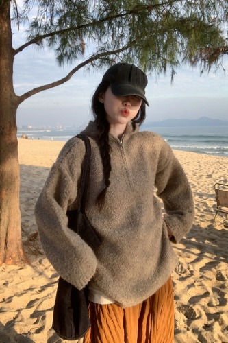 Photo-realistic Korean-style lazy autumn/winter half-zip hooded sweater loose and slimming knit top for layering