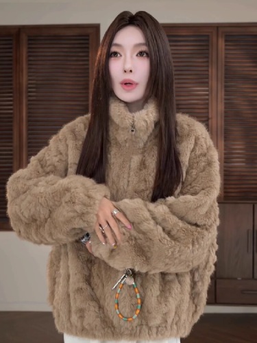 Original version thickened lined quilted with inner lining, light luxury feel eco-friendly faux fur plush warm women's loose outerwear