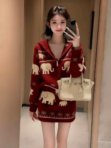 Lazily Styled Red Knit Embroidered Set for Women 2025 New Autumn/Winter Youthful Outfit Top and Skirt Two-Piece Set