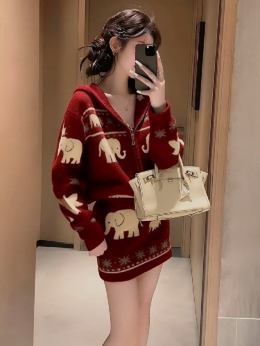 Lazily Styled Red Knit Embroidered Set for Women 2025 New Autumn/Winter Youthful Outfit Top and Skirt Two-Piece Set