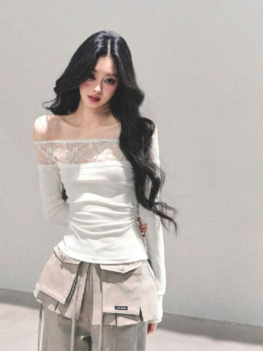 Black rayon-Blend Velour One-Shoulder Polka Dot Long-Sleeve T-Shirt with Lace Lining and Splicing, Spicy Girl Shoulder-Stripping Base Top