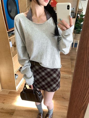 Photographed Gray Large Round Neck Knit Long Sleeve Women's Winter 2025 New Loose Slimming Outerwear Short Top