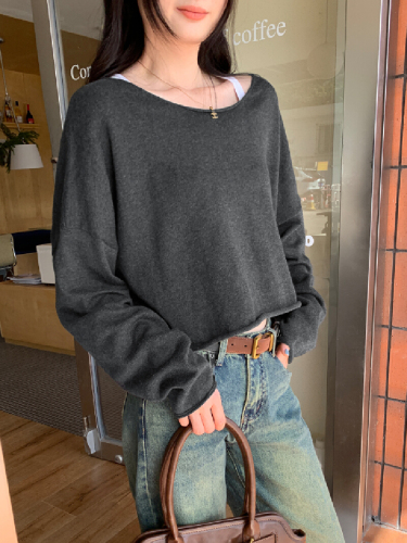 Photographed Gray Large Round Neck Knit Long Sleeve Women's Winter 2025 New Loose Slimming Outerwear Short Top