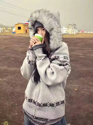 American Retro Cable-Knit Hooded Cardigan for Women, Fall Fair Isle Wool Collar, Loose and Slouchy Style Top, Trendy