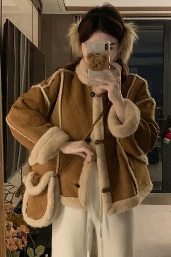 Shot 2025 Winter New Goat Hair Coat Women's Korean Style Splicing Leather-Fur Hybrid Warm Thick Suede Top