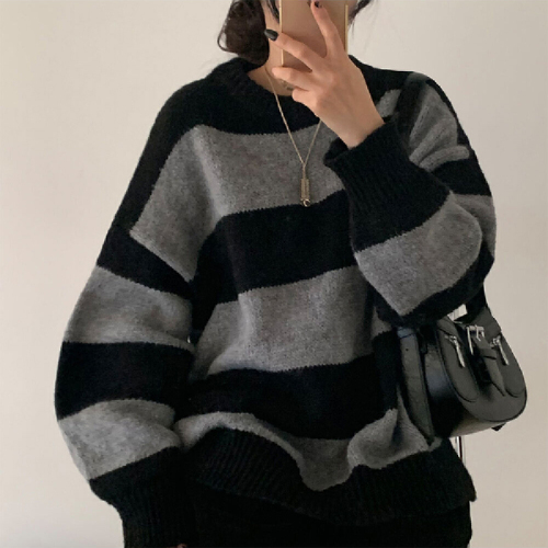 Item: Loose Hooded Crew Neck Long-Sleeve Knit Sweater with Striped Patterns, Simple and Minimalist Style, Thick and Comfortable for Korean Autumn/Winter