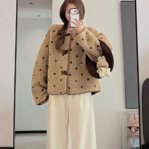 500g Lambswool Composite Suede Towel Embroidery—Laid-back Style Lambswool Cotton Padded Jacket with Contrasting Color Outerwear