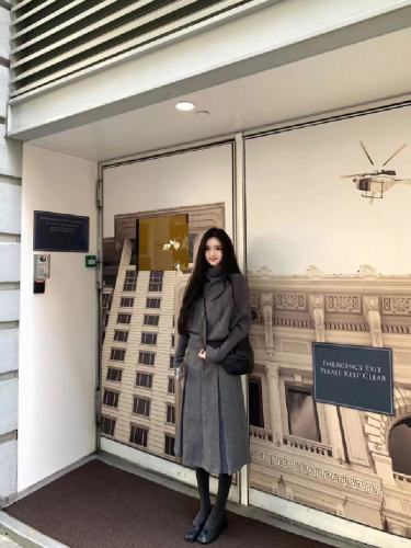 Korean-style design half-high collar batwing sleeve turtleneck sweater for women, 2025 new gentle style niche inner knit top