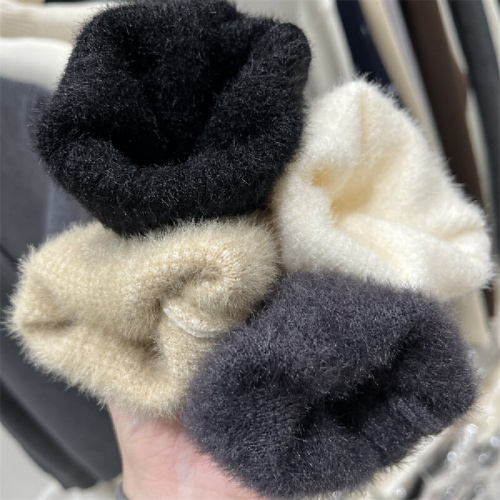 Half-height round neck seamless plush knit cardigan sweater women's 2025 winter new set-in top undershirt outerwear