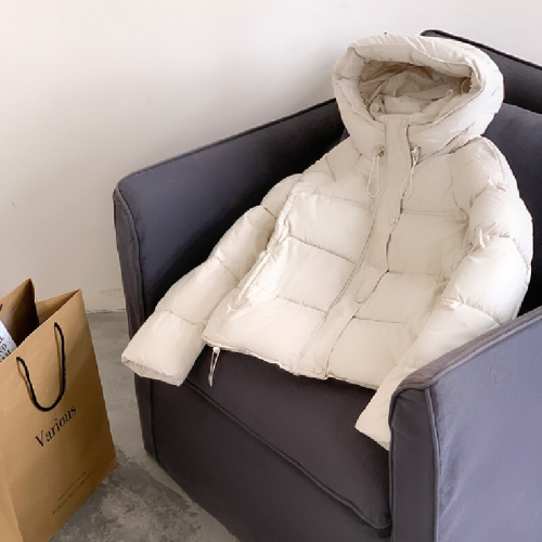 Ultra-soft puffy cloud down jacket, women's short Korean-style slimming puffer jacket for petite figures, thickened cotton-padded coat, outerwear.