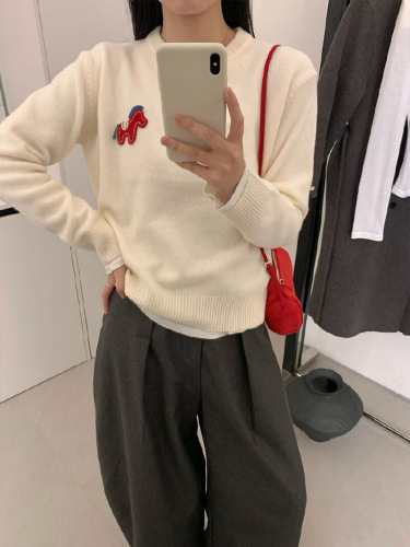 Women's Round Neck Knit Sweater - Small Horse Embroidery, 2025 Autumn/Winter Christmas New Year Fashion Must-Have Versatile Knit Top