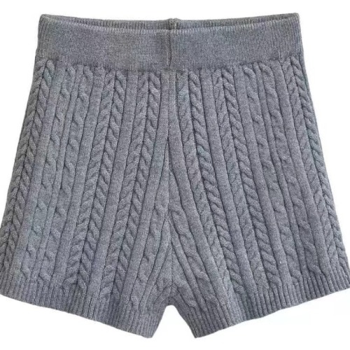 2025 Korean Version Advanced Sense Matchy Sweet Spice Style Elastic Waist Braided New Knit Casual Shorts for Children Autumn/Winter