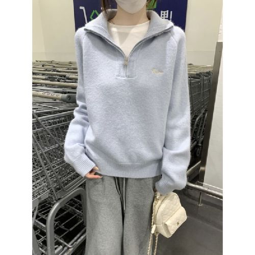 Photographed Korean style half-zip standing collar loose shoulder embroidery cashmere knitted sweater long sleeve sweater