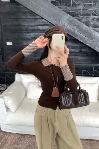 Photographed Image Korean-style Color-block Striped Splicing Collar Design Women's Winter 2025 New Slimming Top