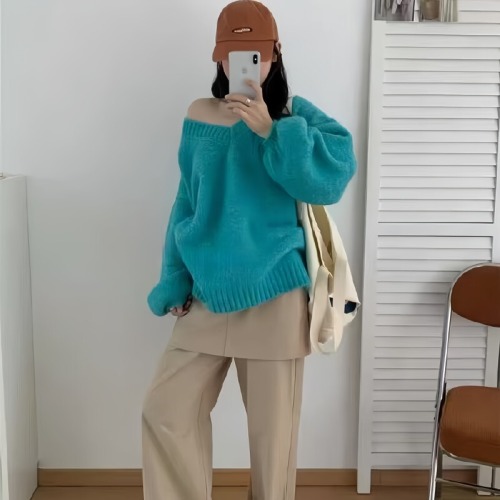 V-neck Lazy Style Lantern Sleeve Hooded Knit Top for Women - Autumn/Winter 2025 New Arrival Loose and Slimming Elegant Knit Sweater