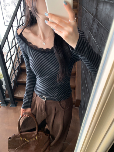 White lace edge mock two-piece base top women's autumn/winter 2025 new design sense inner T-shirt