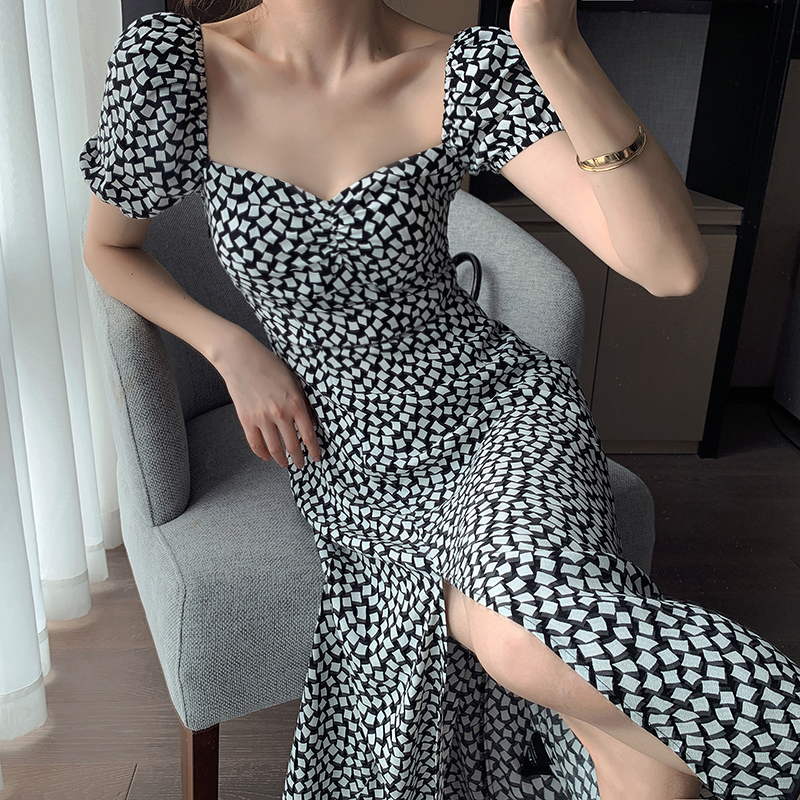 Summer Korean version of the new floral dress French style waist temperament square collar puff sleeve dress with inner + zipper