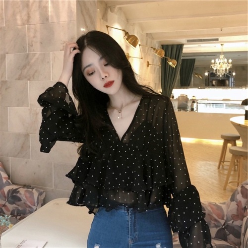 Fairy chiffon blouse women's high-grade westernized blouse new design French short top in summer 2020
