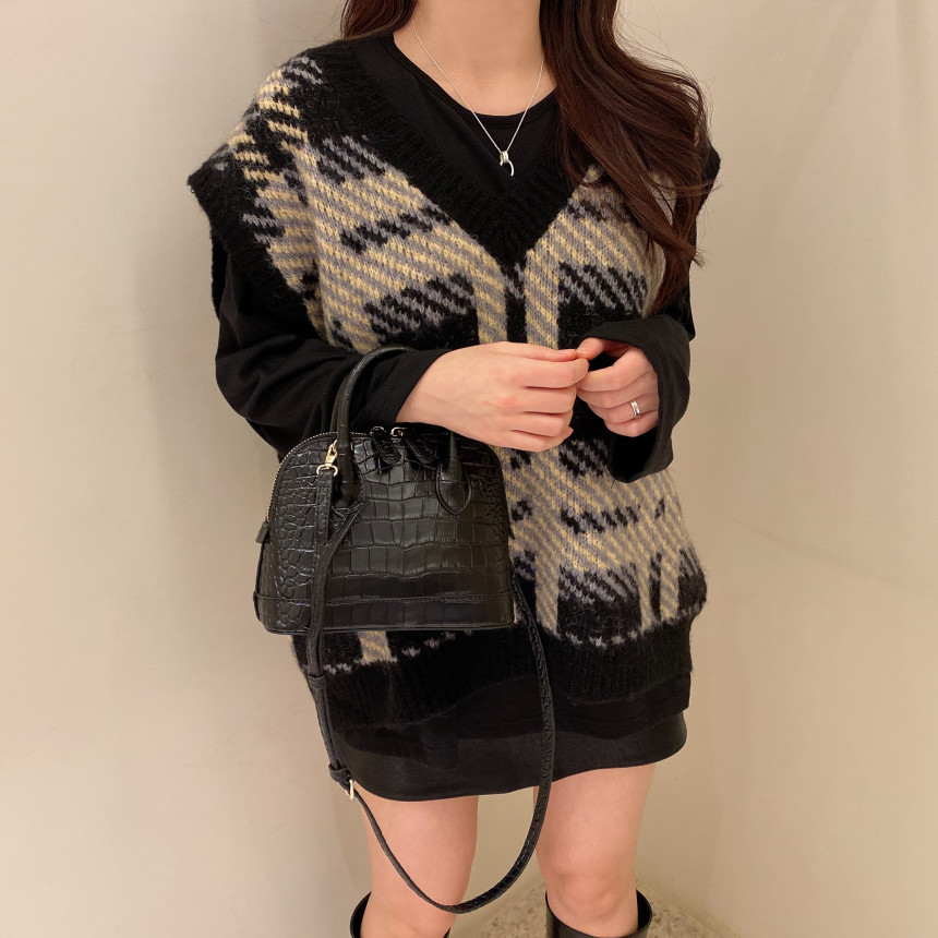 Retro color matching minority geometric pattern V-neck loose knitted vest