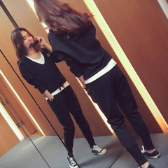 Women's dress in early autumn