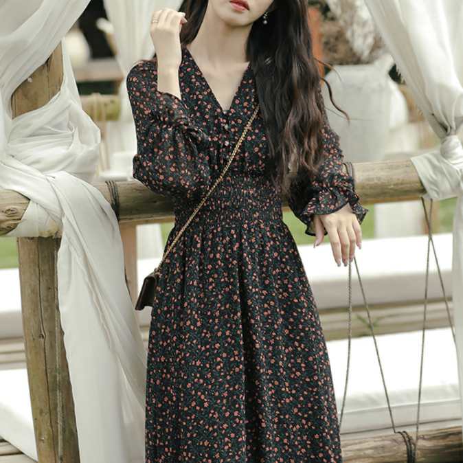 2021 new spring and autumn feminine temperament gentle tea break skirt Platycodon skirt French retro Chiffon floral dress long skirt