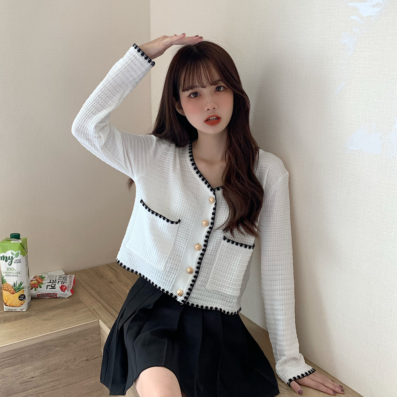 Small fragrance Top Female White V-Neck celebrity short ice silk knitted short sleeve thin loose thin cardigan coat