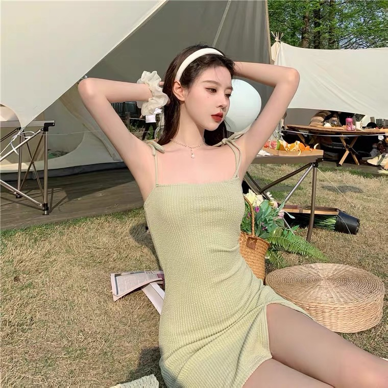 Sexy Spice Girl suspender dress women's new summer 2022 women's French retro bottomed bag hip split skirt