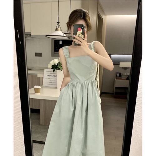 Dress women's summer 2022 new mid length style, slim waist, wearing gas outside, first love suspender skirt