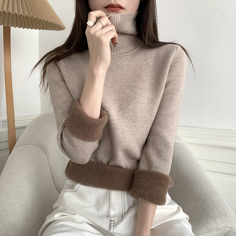 Real shot autumn and winter new style plus velvet thick bottoming sweater women's integrated mink velvet half-high collar knitted sweater