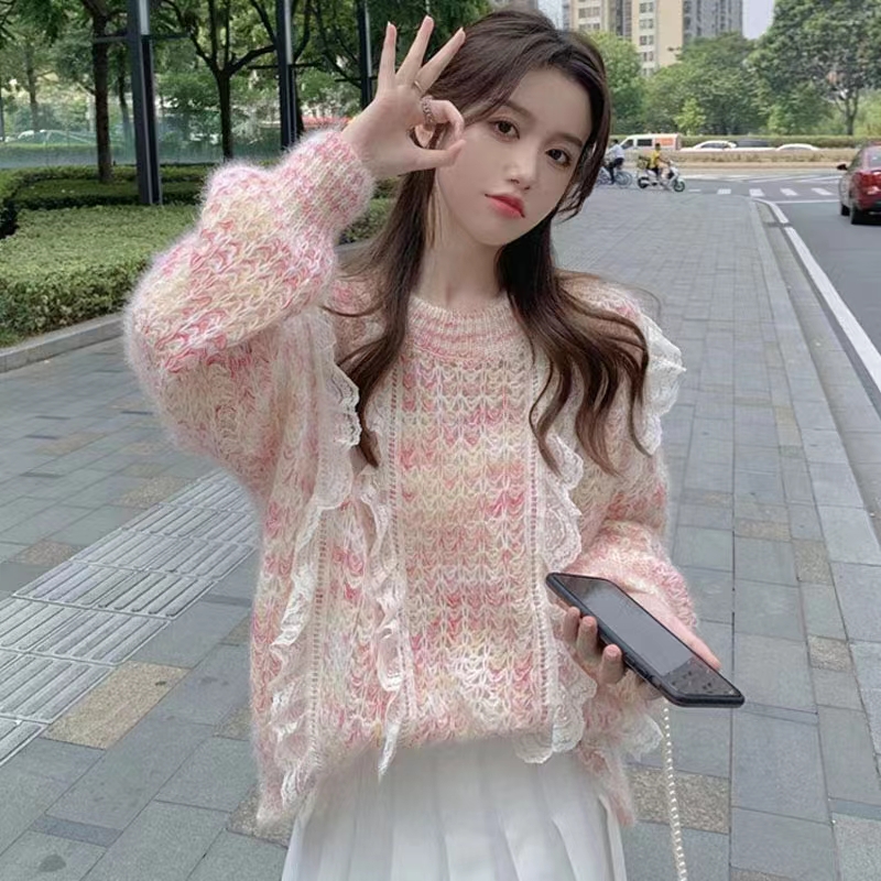 Lazy wind gradient knitted sweater women's 2022 autumn new loose western style lace stitching pullover sweater to wear trendy