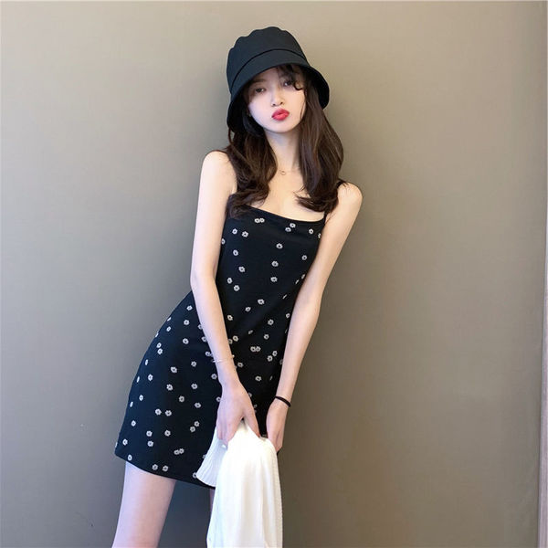 Summer small floral suspender dress women's 2021 new sexy black skirt