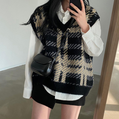 Vintage oversize plaid V-neck sweater vest 2022 Chinese New Year