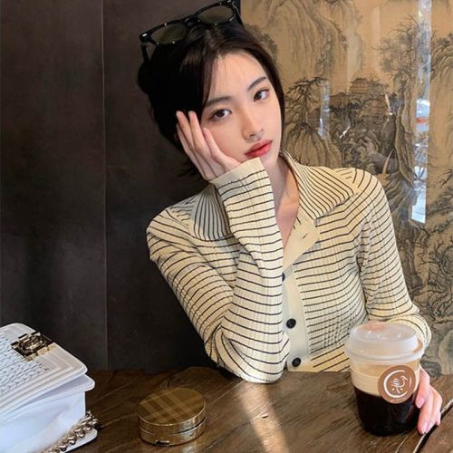 2021 spring and autumn new polo collar stripe knitted cardigan coat women's bottomed shirt design sense of minority long sleeve top