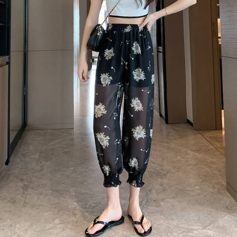 Ice silk chiffon small 8-point legged women's lanterns 2022 summer thin 9-point flower pants women's Beach