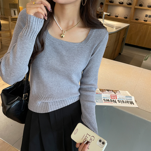 Gray square collar knitted base shirt for women in spring and autumn new low-neck sweater slim-fitting small fragrance top